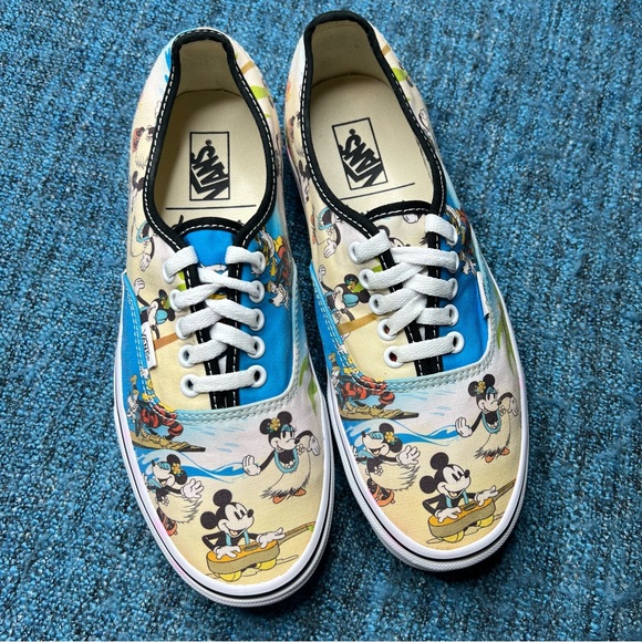 Vans x Disney Authentic Mickey Mouse Aloha Sneakers Limited Edition - Picture 2 of 8